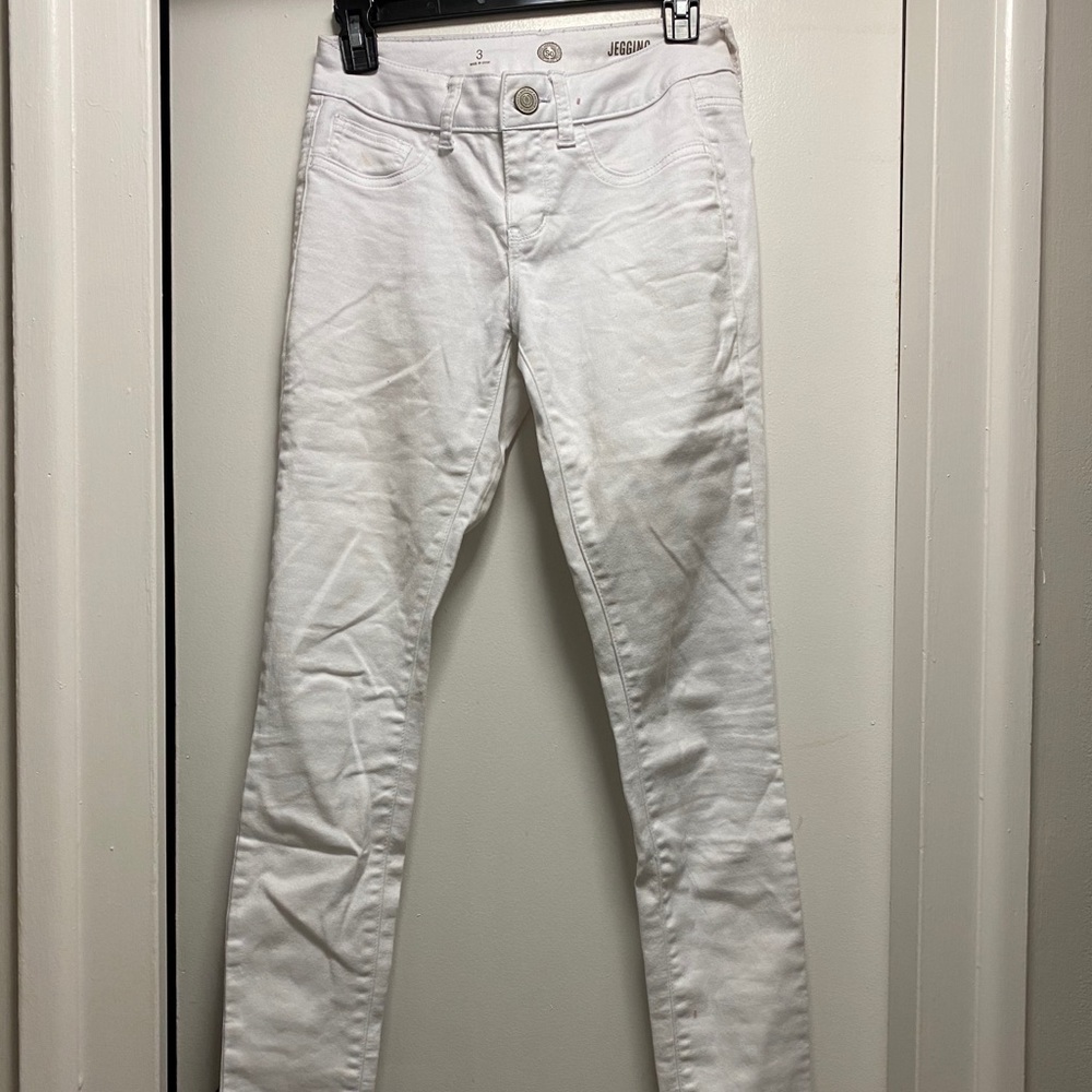 White jeggings